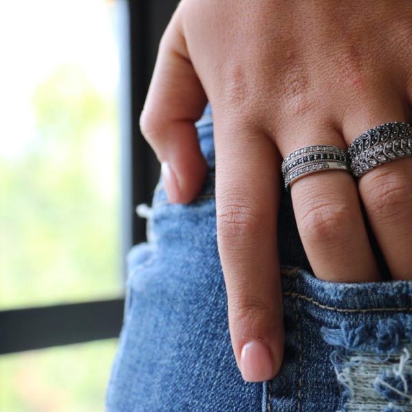 טבעת כסף סגנון אינדונזי לוטוס קריסטלים לבנים