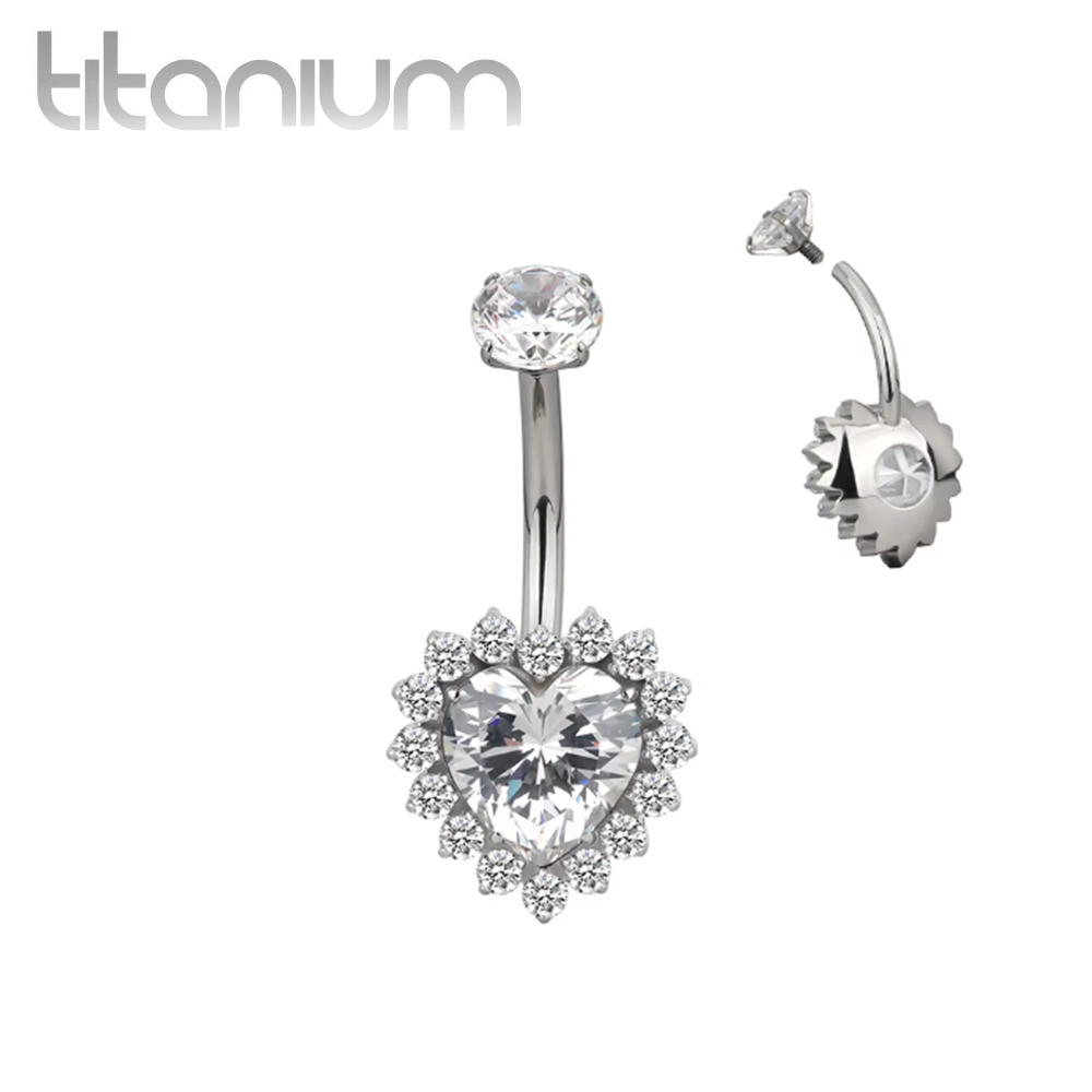 עגיל פירסינג בטבור מטיטניום - זירקוניה לב וקריסטלים לבנים