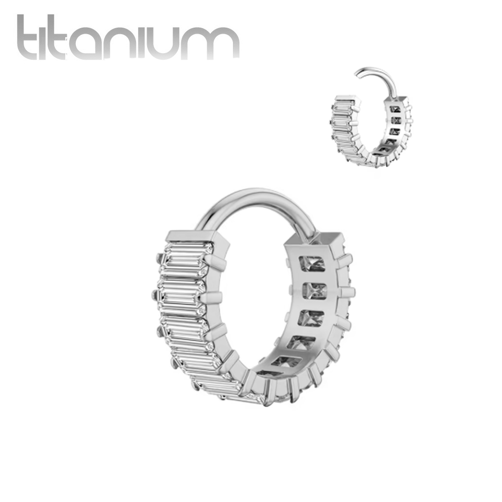 עגיל קונץ' קליקר מטיטניום 1.2 * 10 מ"מ באגטים לבנים