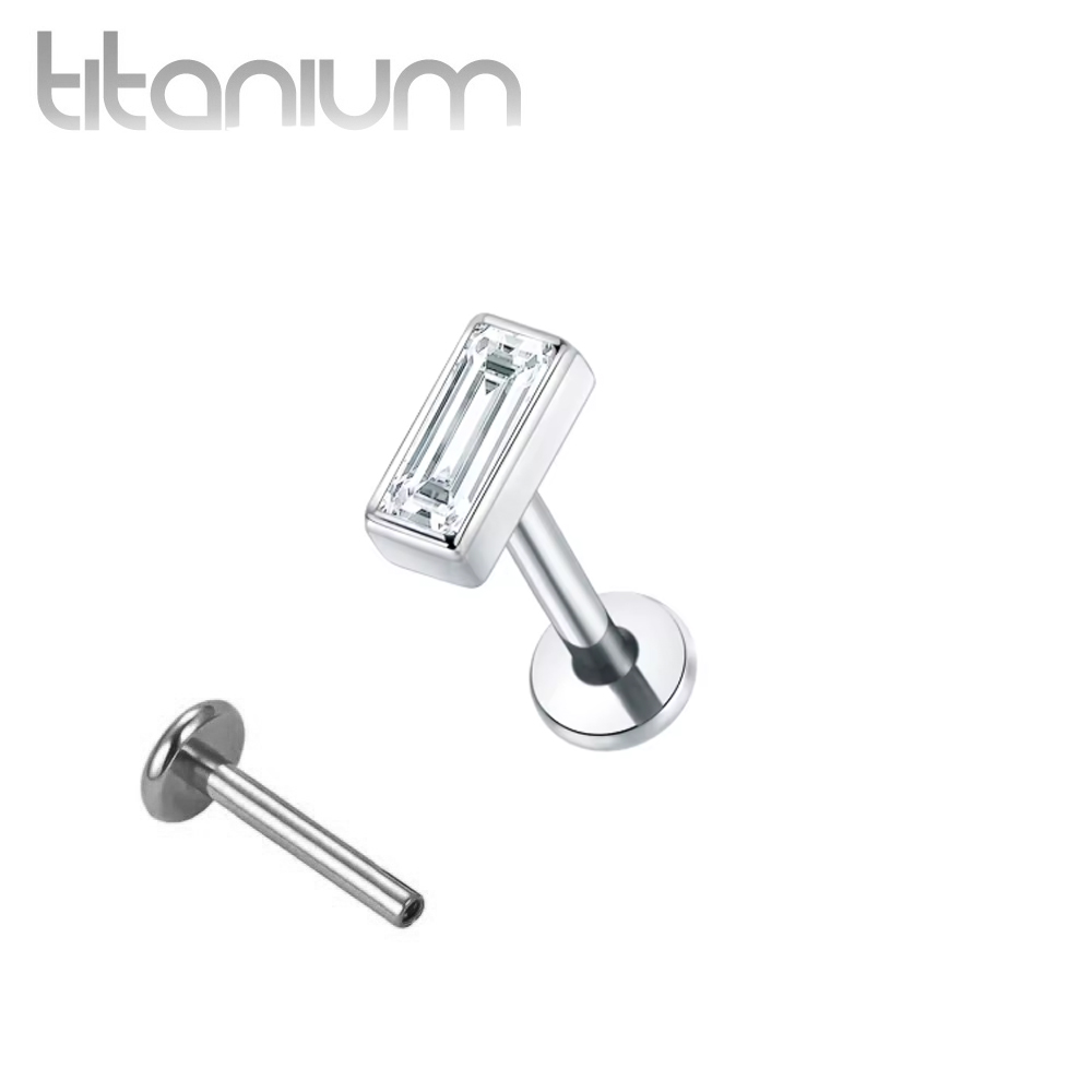 עגיל הליקס / טראגוס / קונץ' / פלאט מטיטניום - זירקוניה באגט לבנה