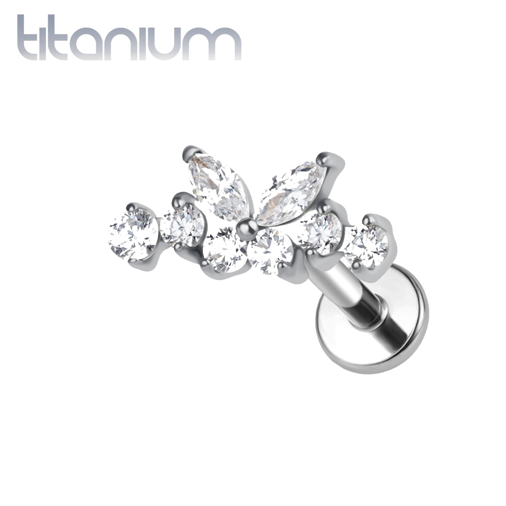 עגיל הליקס / קונץ' / פלאט מטיטניום - קשת של פרפר וקריסטלים לבנים בהברגה