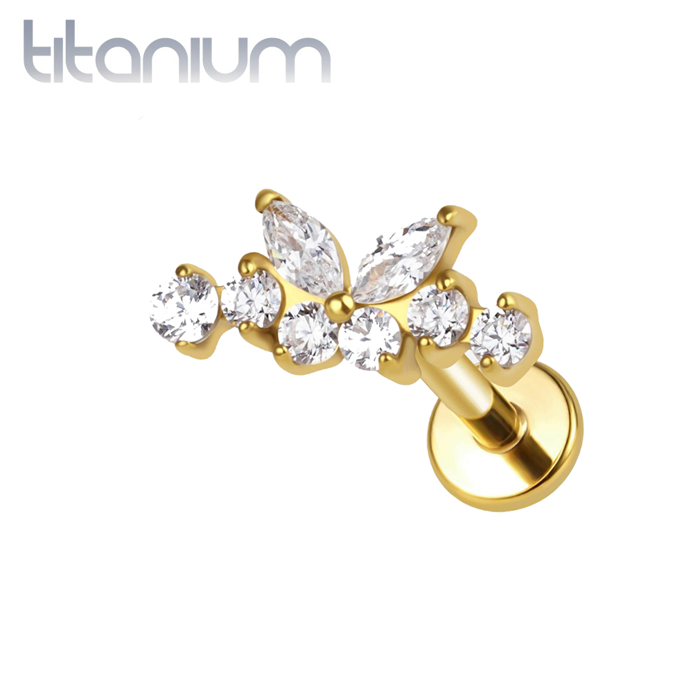 עגיל הליקס / קונץ' / פלאט מטיטניום וציפוי זהב - קשת של פרפר וקריסטלים לבנים בהברגה