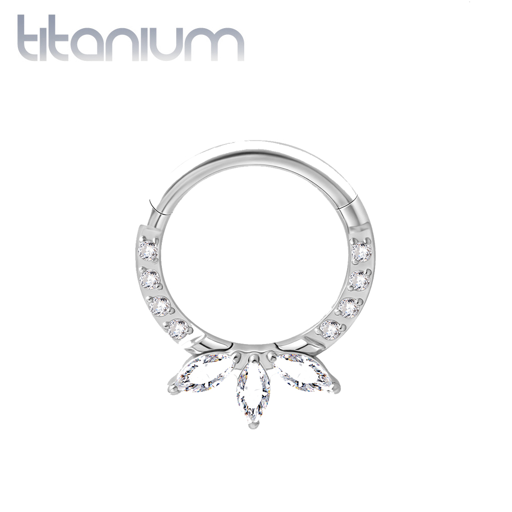 עגיל הליקס / ספטום קליקר מטיטניום 1.2 * 8 מ"מ לוטוס זירקונים לבנים