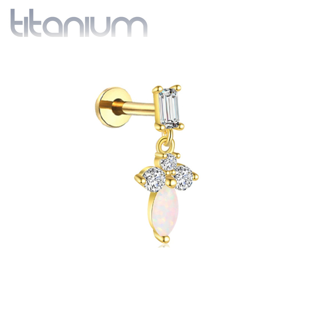 עגיל הליקס / קונץ' / פלאט מטיטניום וציפוי זהב - זירקון באגט לבן ולוטוס קריסטלים לבנים ואופל לבן